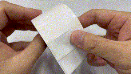 40mm x 20mm direct thermal label roll with 1000 stickers, ideal for barcode printing and ecommerce shipping use